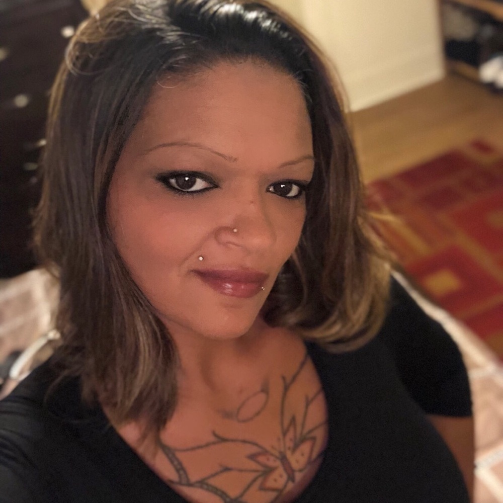 Meet your Posher, Naomi